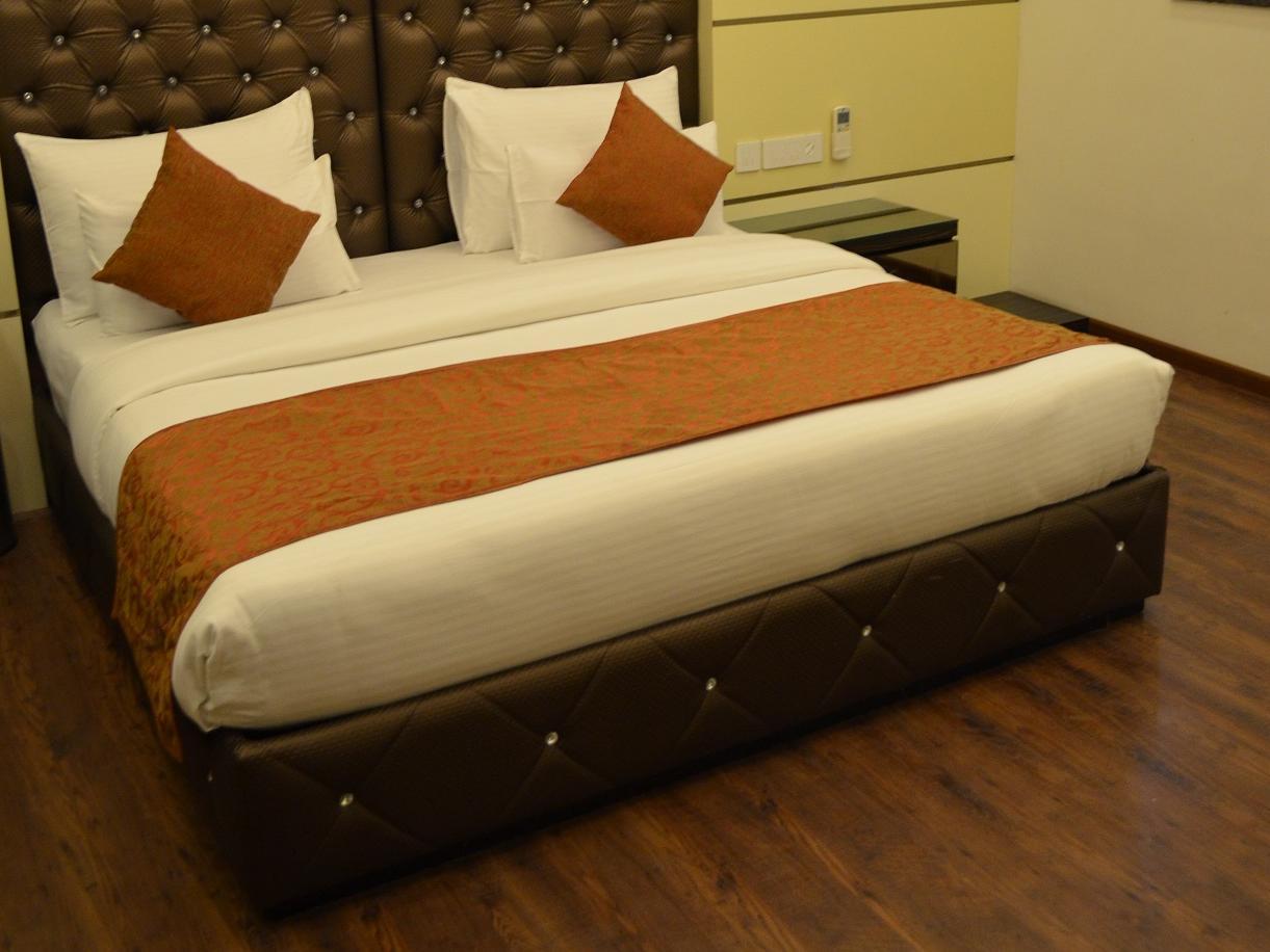 Hotel Metro View Delhi Kültér fotó