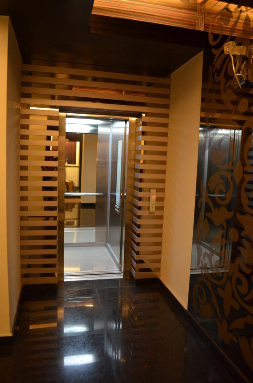 Hotel Metro View Delhi Kültér fotó